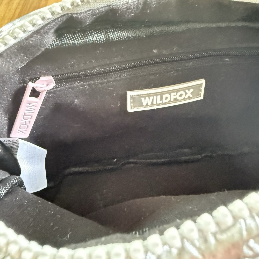 Wildfox Argent Silver Quilted Floral Puffy Fanny Pack Belt Bag Sling NWT - Picture 9 of 15